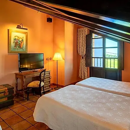 Hotel Globales Playa De Llanas 3*
