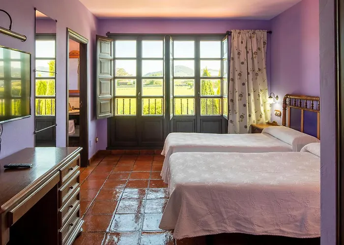 Globales Playa De Llanas 3*